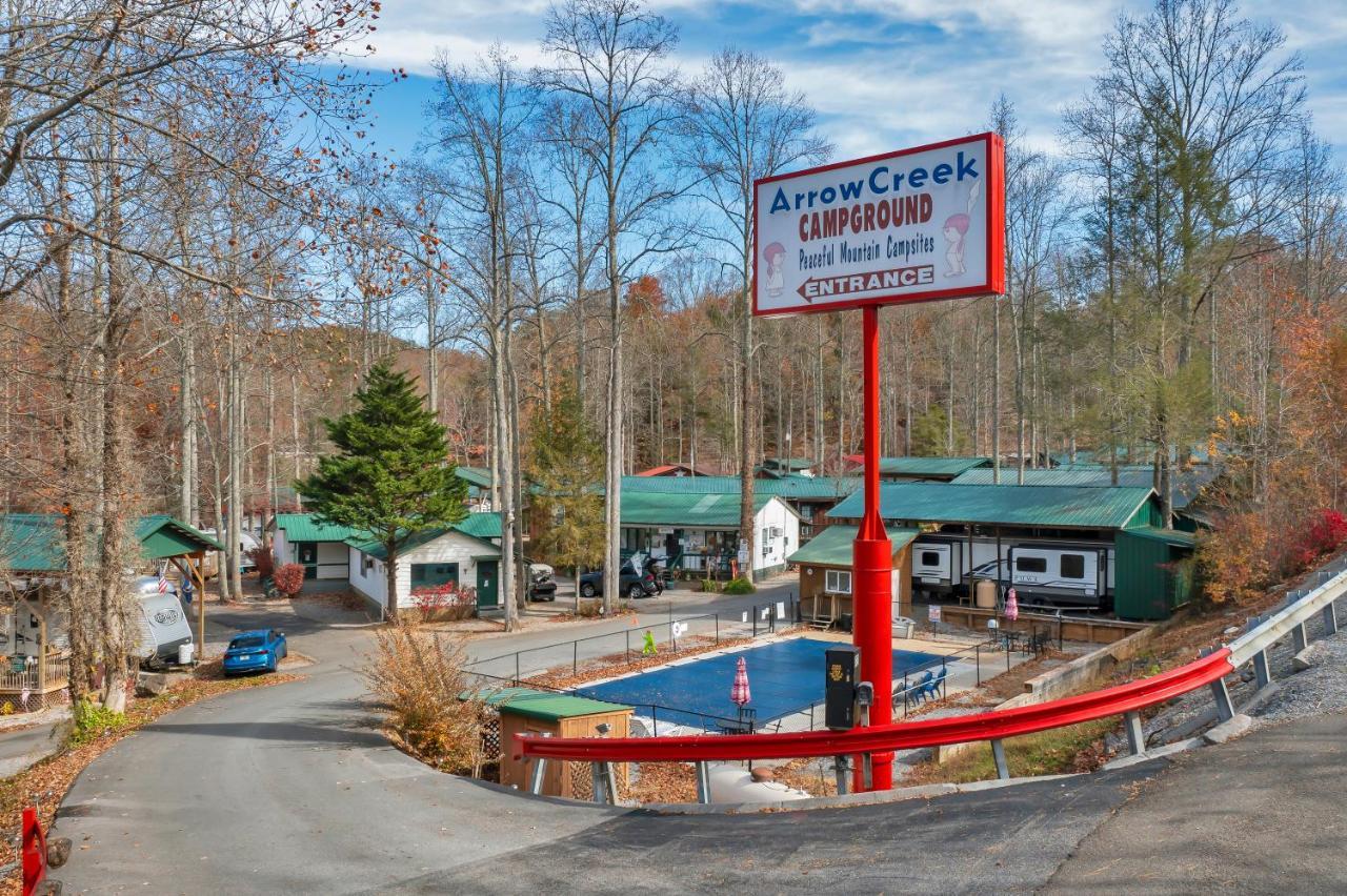 Arrow Creek Camp And Cabins Gatlinburg Exterior photo