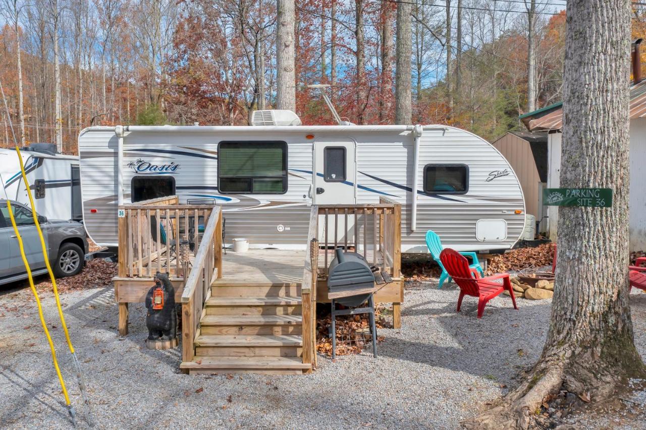 Arrow Creek Camp And Cabins Gatlinburg Exterior photo